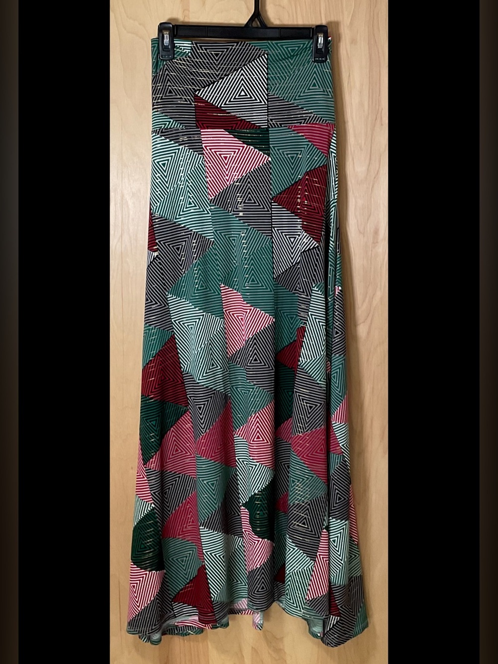 Lularoe Elegant Striped with Gold Maxi Skirt slinky - Like New